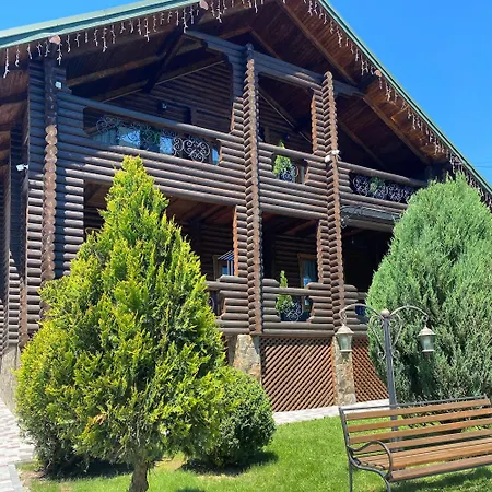 Lodge приватна *